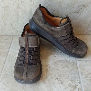 Rocket Dog Brown Loafers-8 1/2